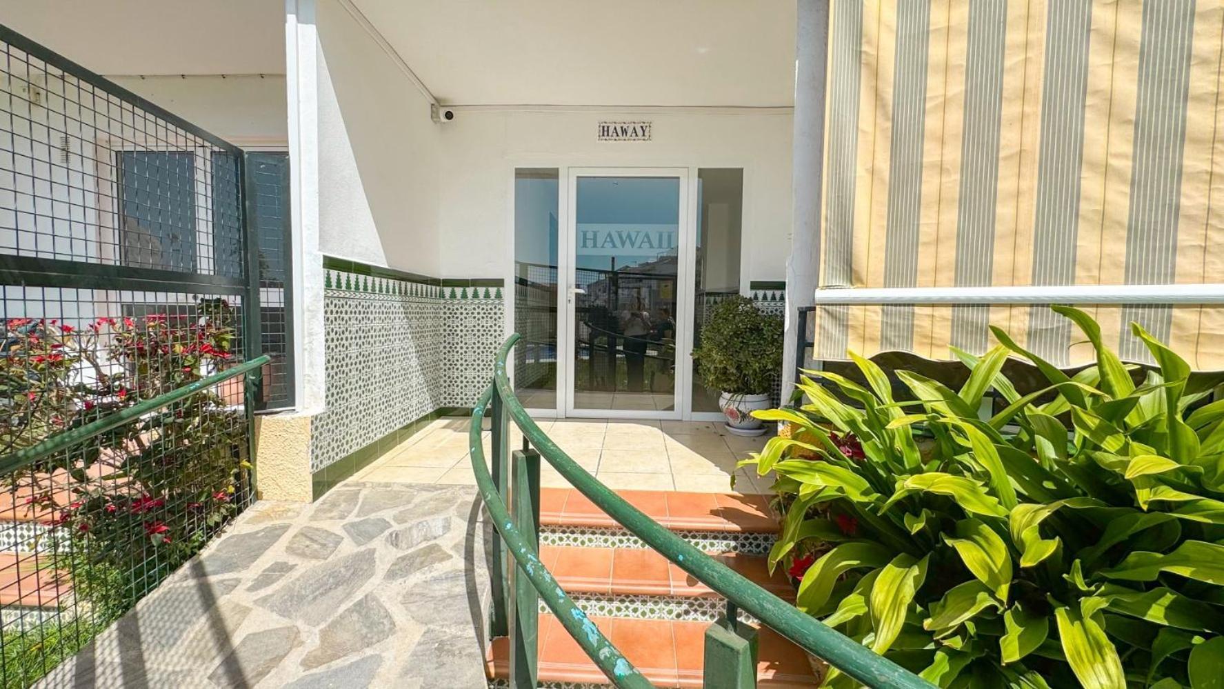 Hawaii 1St Floor Burriana, Nerja Apartment Exterior photo